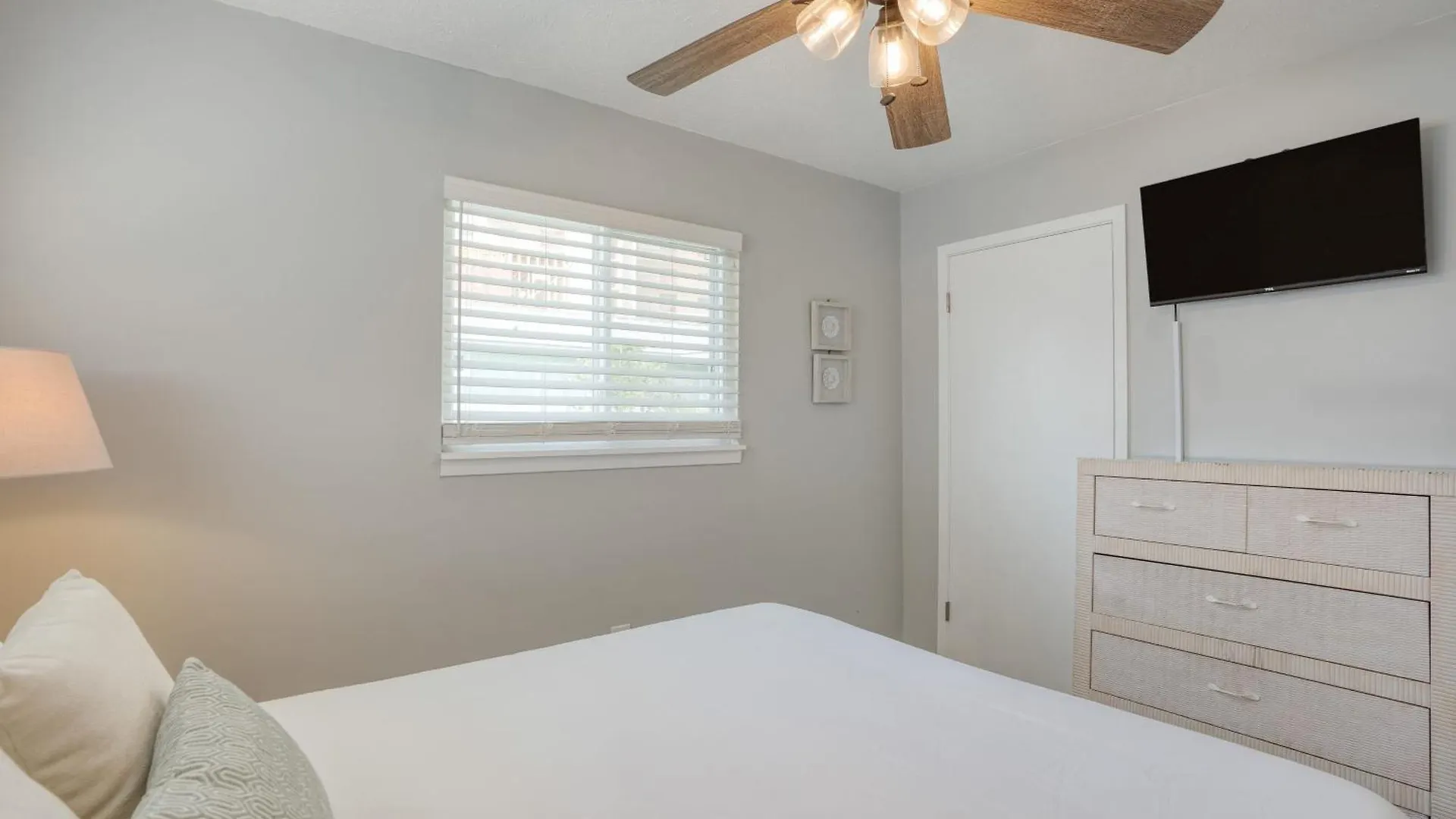 Holiday home 4113 Danny Dr By Avantstay Pool Near The Beach Panama City Beach United States
